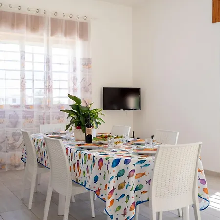 Rosa House 100 Meters From The Blue Sea