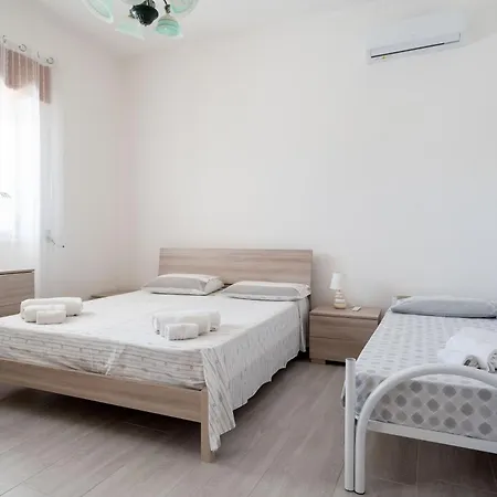 Villa Rosa House 100 Meters From The Blue Sea *