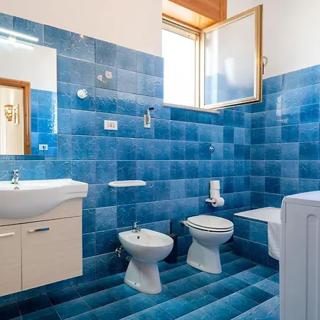 Villa Rosa House 100 Meters From The Blue Sea San Pietro in Bevagna