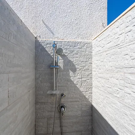 Rosa House 100 Meters From The Blue Sea Villa